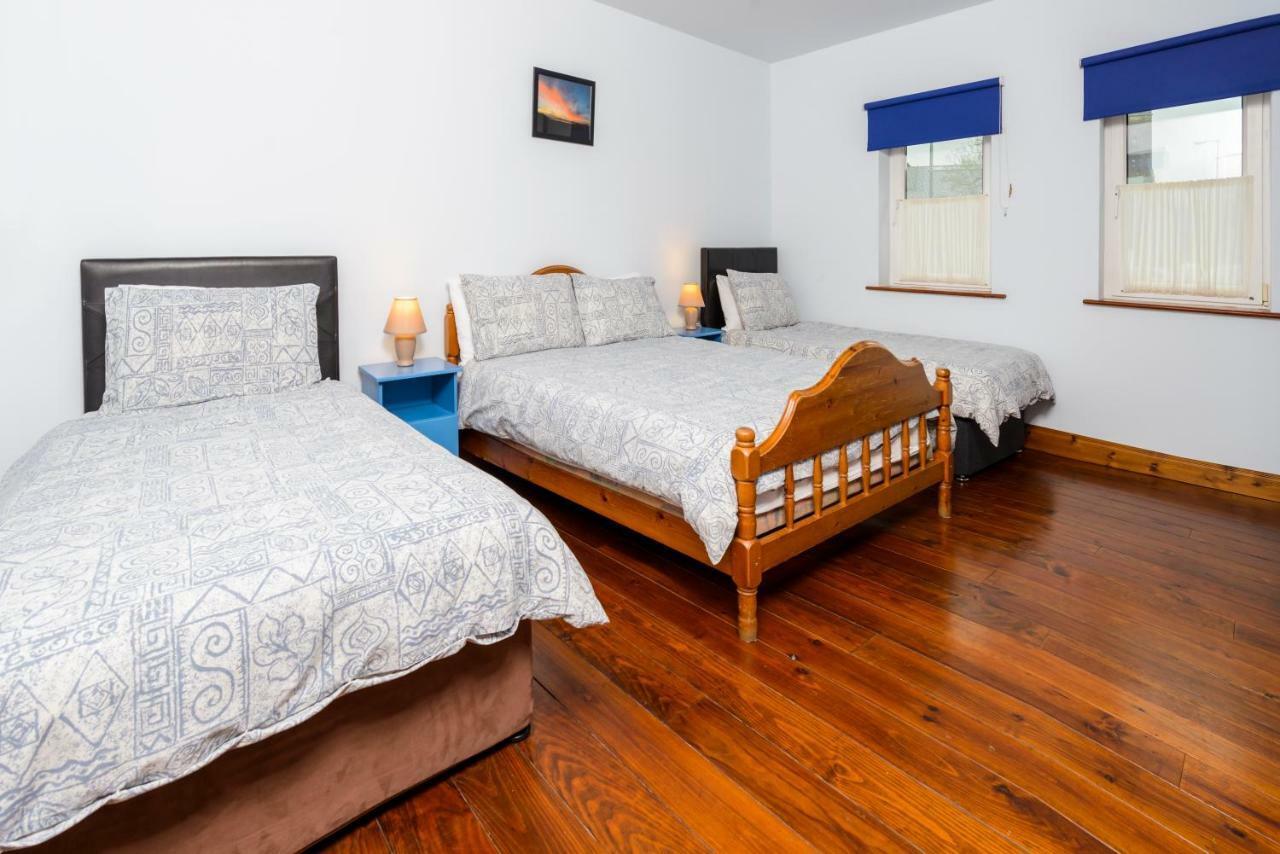 Dingle Centre Townhouse An Capall Dubh دينغل المظهر الخارجي الصورة