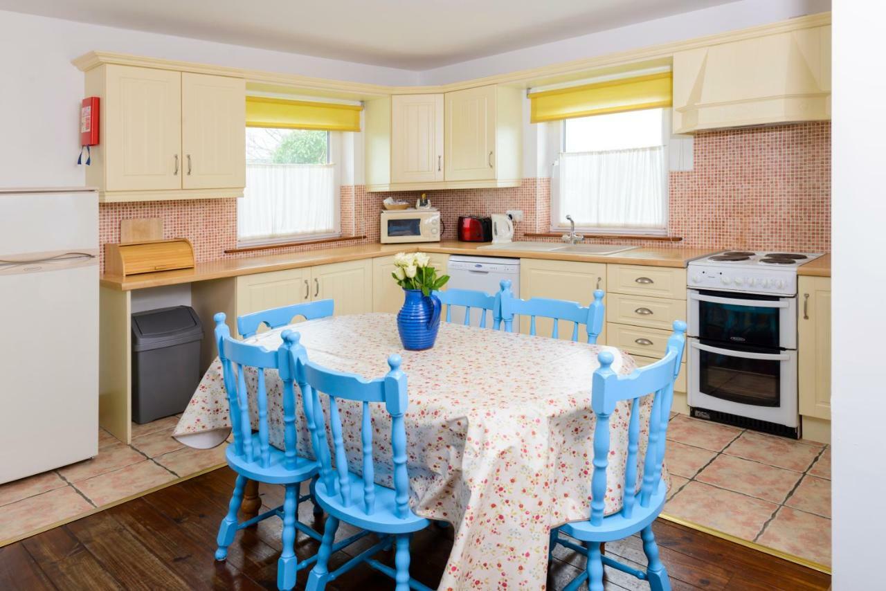 Dingle Centre Townhouse An Capall Dubh دينغل المظهر الخارجي الصورة