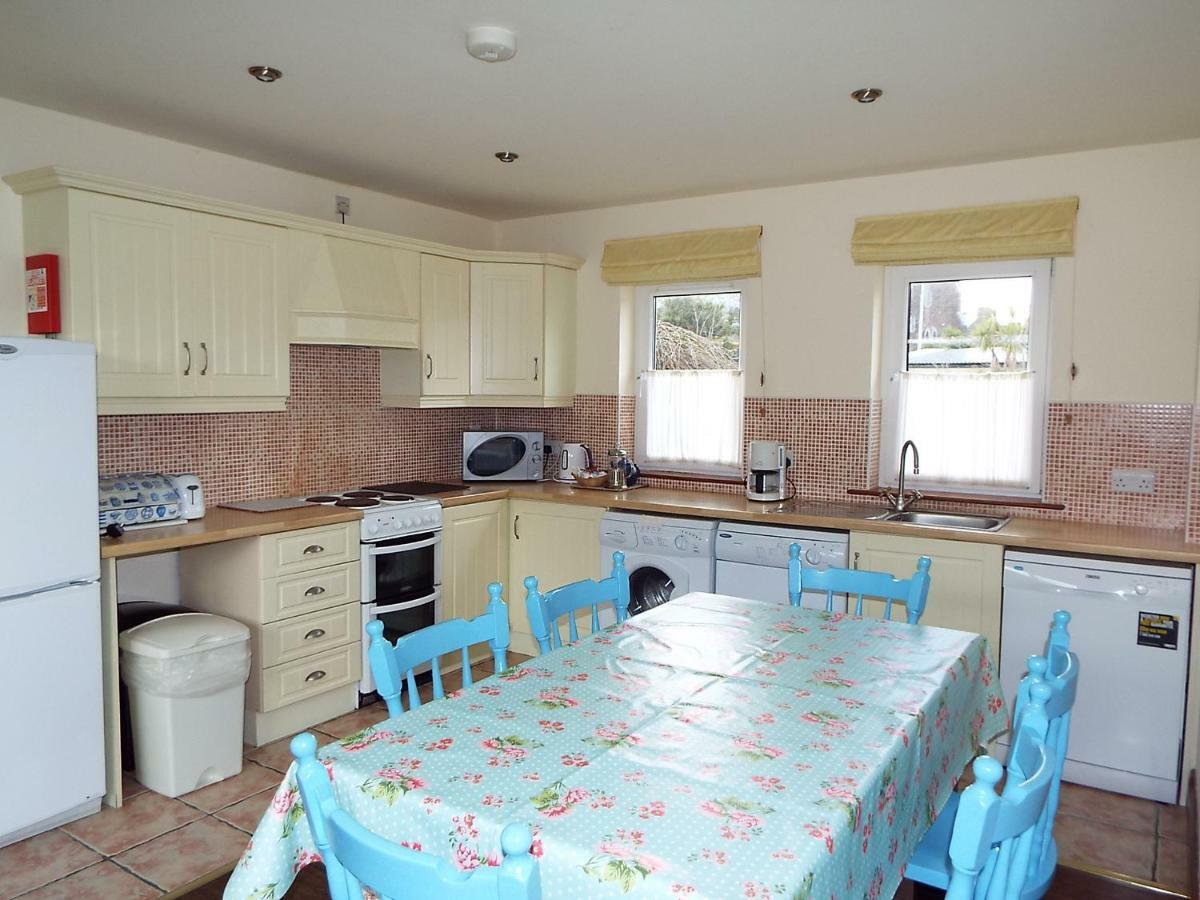 Dingle Centre Townhouse An Capall Dubh دينغل المظهر الخارجي الصورة