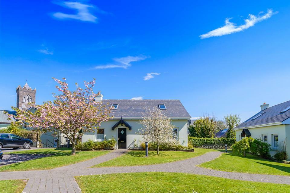 Dingle Centre Townhouse An Capall Dubh دينغل المظهر الخارجي الصورة
