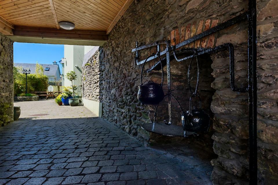 Dingle Centre Townhouse An Capall Dubh دينغل المظهر الخارجي الصورة